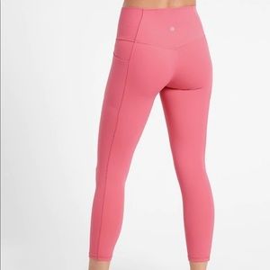Athleta Salutation Stash Pocket 7/8 Tight